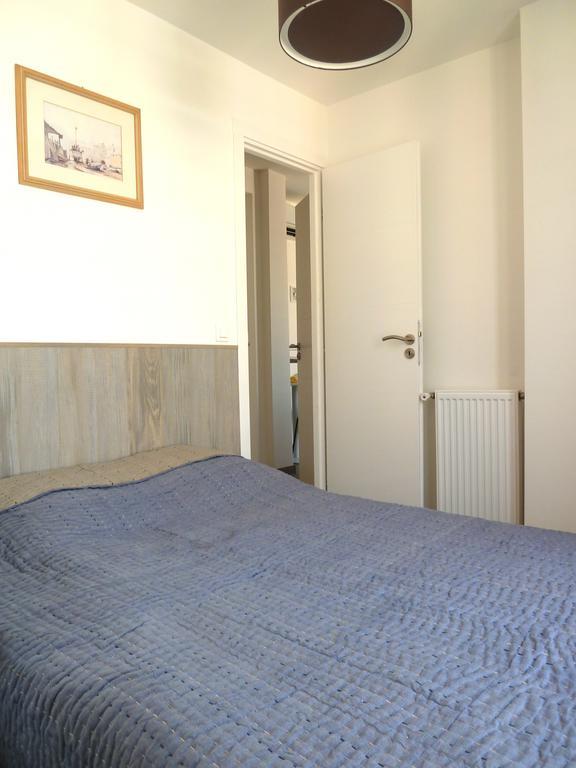 New 1 Bedroom Apt Place Garibaldi Nice Rum bild